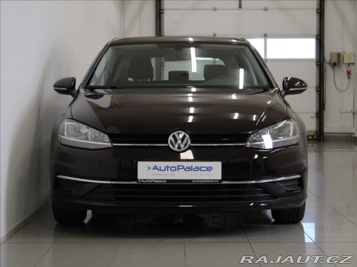 Volkswagen Golf 1,0 TSI 81 kW DSG 2.maj.Č 2017