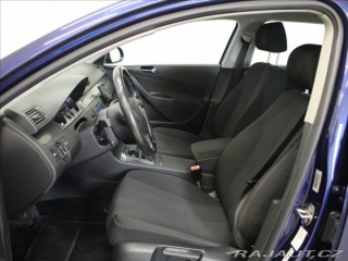 Volkswagen Passat 1,6 i 75kW Nové STK 2006
