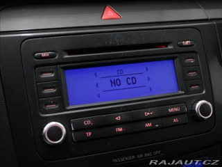 Volkswagen Passat 1,6 i 75kW Nové STK 2006