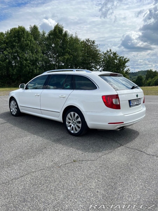 Škoda Superb 2,0 TDI 125 kW 2011