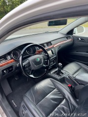 Škoda Superb 2,0   TDI 125 kW 2011