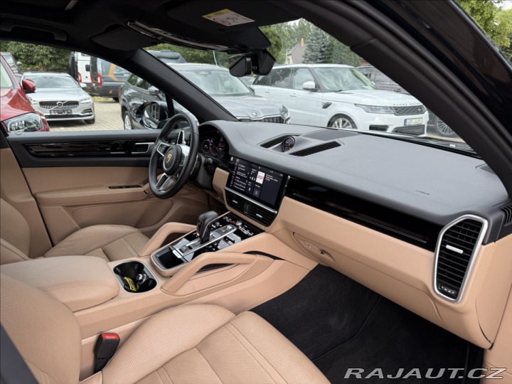 Porsche Cayenne Chrono vzduch 2018