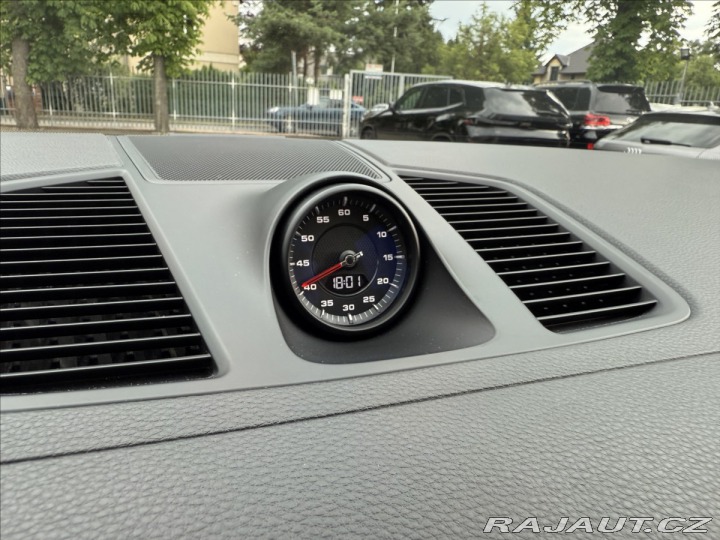 Porsche Cayenne Chrono vzduch 2018
