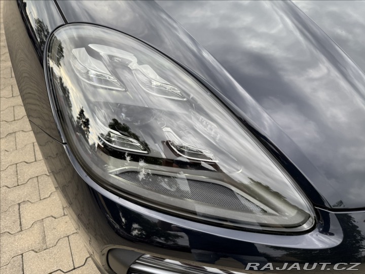 Porsche Cayenne Chrono vzduch 2018
