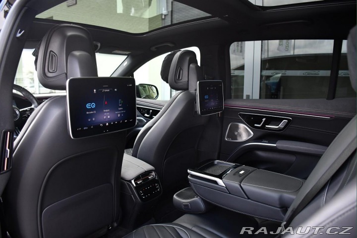 Mercedes-Benz EQS 500 4M SUV HYPERSCREEN ZÁ 2024