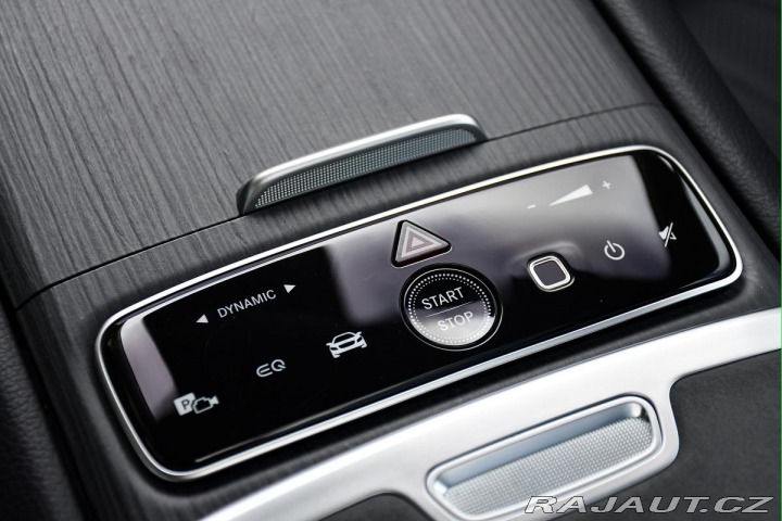 Mercedes-Benz EQS 500 4M SUV HYPERSCREEN ZÁ 2024