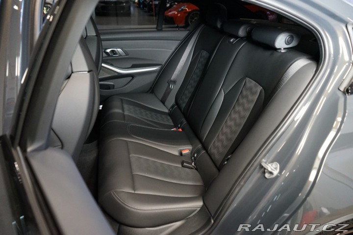 BMW M3 COMPE*XDRIVE*ZÁRUKA*CARBO 2023
