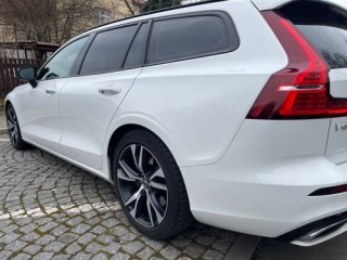 Volvo V60 T5 R-design 2019
