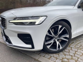 Volvo V60 T5 R-design 2019