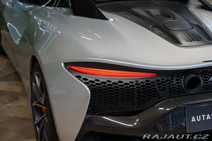 McLaren Ostatní modely WARRANTY*CERAMIC*B&W* 2025