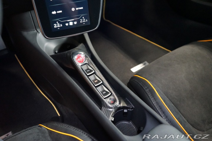 McLaren Ostatní modely WARRANTY*CERAMIC*B&W* 2025