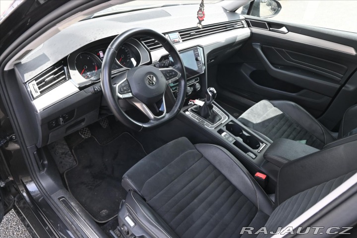 Volkswagen Passat 2,0 TDI 110kW Elegance LE 2020