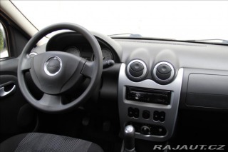 Dacia Logan 1,6 MPI 87PS  MCV Arctica 2010