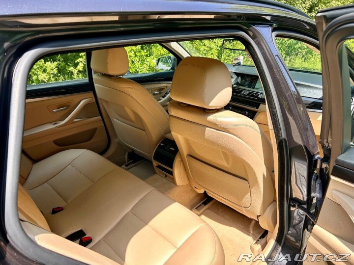 BMW 5 2,0 520D xDrive po face 2014