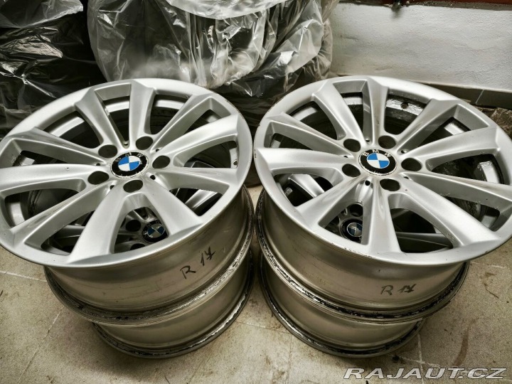 BMW 5 2,0 520D xDrive po face 2014