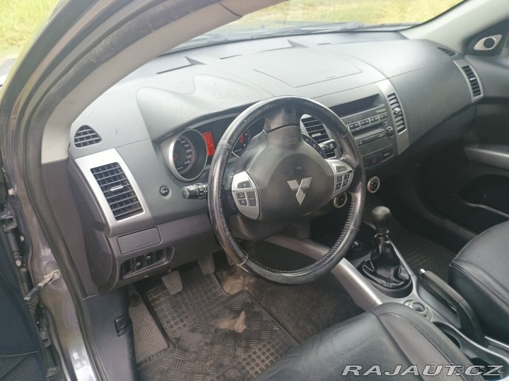 Mitsubishi Outlander 2,2   Prodej 2009