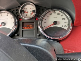 Peugeot 207 cc 16 v benzín 2010