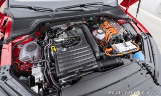 Škoda Octavia RS iV plug-in hybrid (202 2021