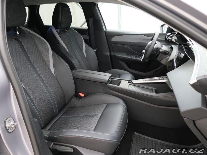 Peugeot 308 1.5BlueHDi,CZ,1Maj,ALLURE 2024