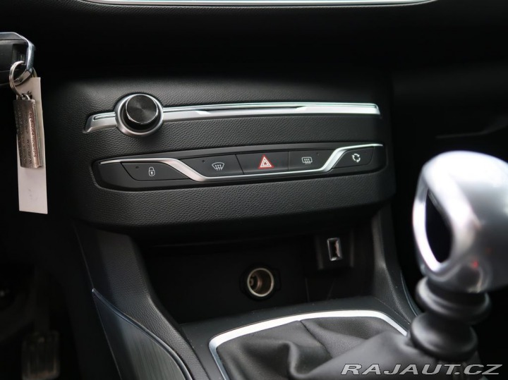 Peugeot 308 1.2PureTech,96kW,STYLE,MA 2018