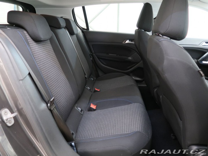 Peugeot 308 1.2PureTech,96kW,STYLE,MA 2018