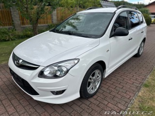 Hyundai i30 CW 1.6Crdi 66kw FIFA 2011