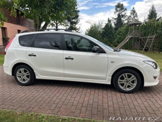 Hyundai i30 CW 1.6Crdi 66kw FIFA 2011