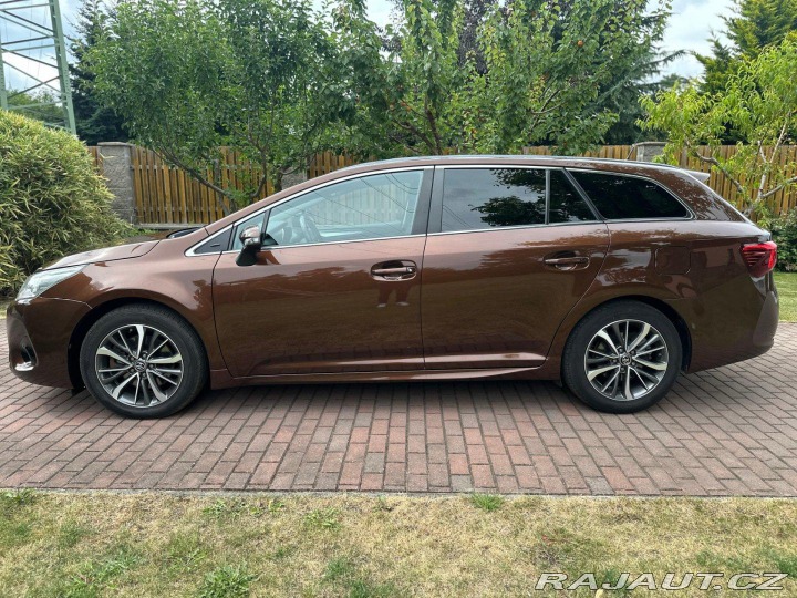 Toyota Avensis 2.0D D4D 105KW 2015