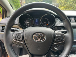 Toyota Avensis 2.0D D4D 105KW 2015