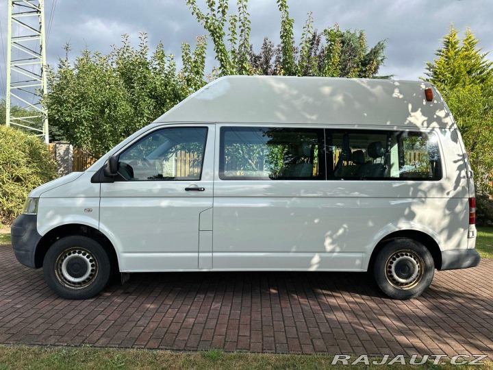 Volkswagen Transporter 2.5Tdi 96kw 9-míst 2009