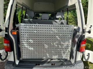 Volkswagen Transporter 2.5Tdi 96kw 9-míst 2009