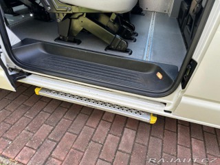 Volkswagen Transporter 2.5Tdi 96kw 9-míst 2009
