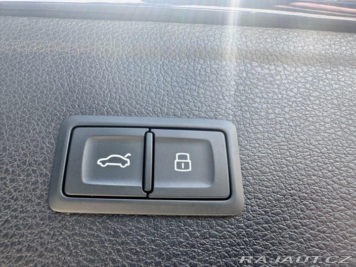 Audi Q5 Advanced 2.0 tdi 150kw Qu 2020