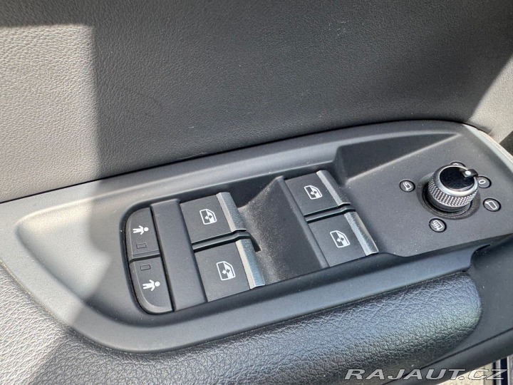 Audi Q5 Advanced 2.0 tdi 150kw Qu 2020