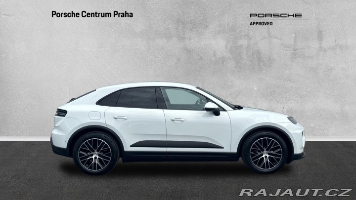 Porsche Macan 2025