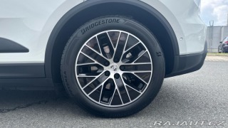 Porsche Macan  2025
