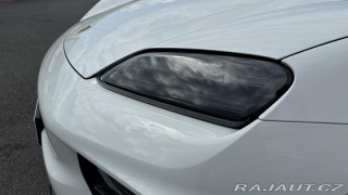 Porsche Macan  2025