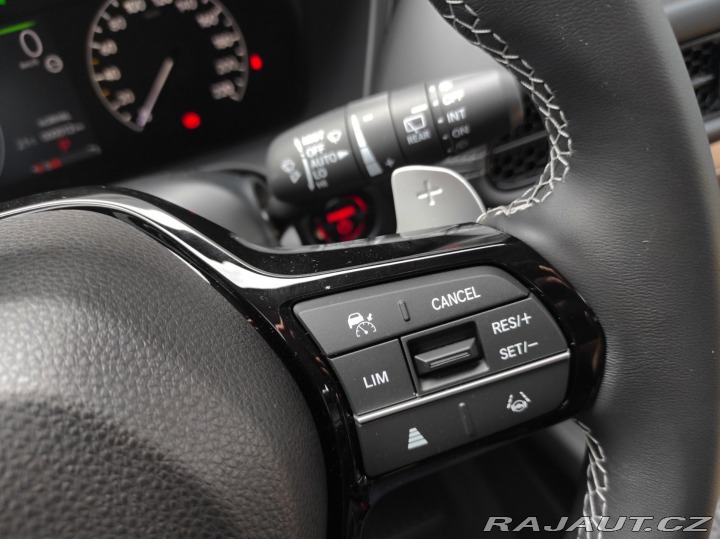 Honda ZR-V 2.0e:HEV 135kW ELEGANCE 2025