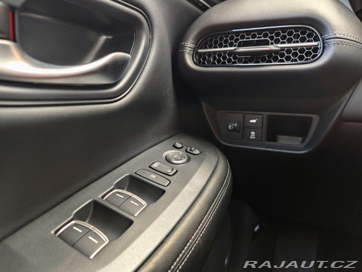 Honda ZR-V 2.0e:HEV 135kW Sport RED 2025