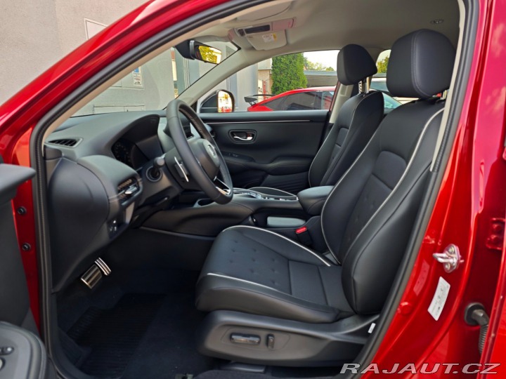 Honda ZR-V 2.0e:HEV 135kW Sport RED 2025