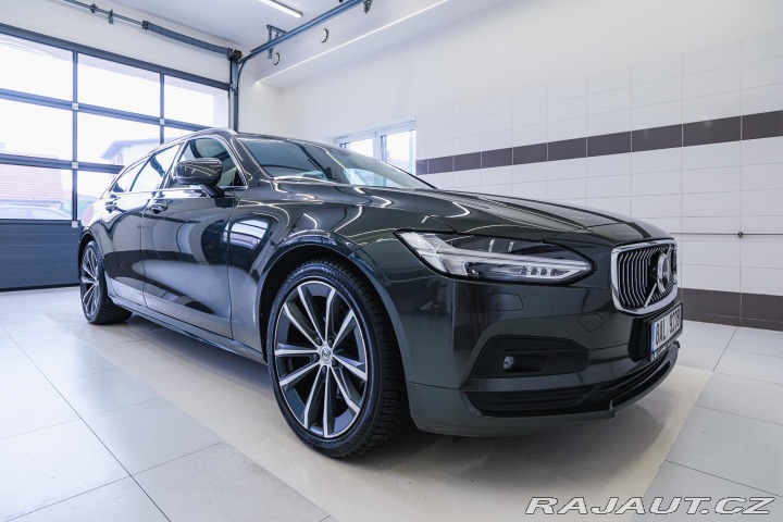 Volvo V90 B4 140kW Momentum Pro 2021