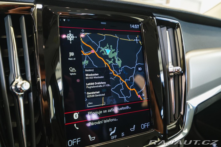 Volvo V90 B4 140kW Momentum Pro 2021