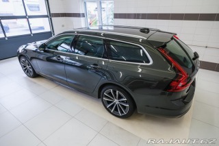 Volvo V90 B4 140kW Momentum Pro 2021
