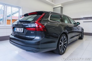 Volvo V90 B4 140kW Momentum Pro 2021