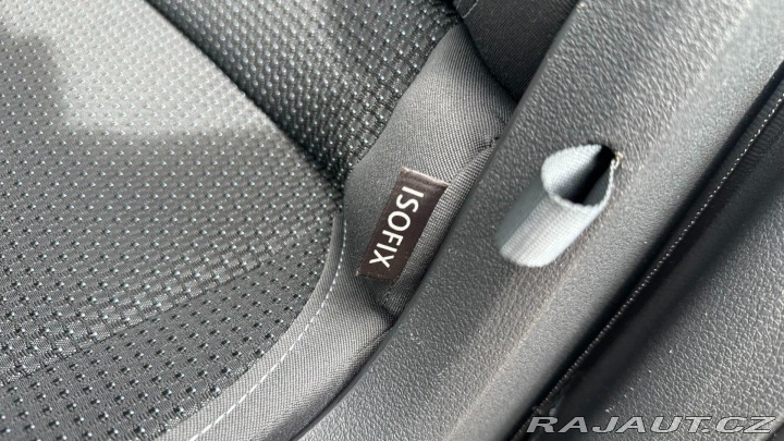 Volkswagen Touran 1.6TDI 77kW *ALU*Klima* 2011