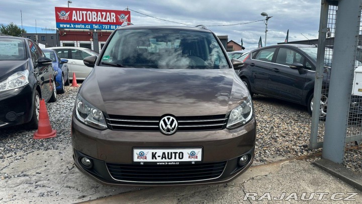 Volkswagen Touran 1.6TDI 77kW *ALU*Klima* 2011