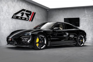 Porsche Taycan Turbo S Keramiky Pano PDL
