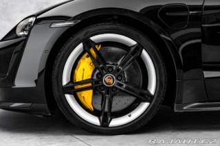 Porsche Taycan Turbo S Keramiky Pano PDL 2021