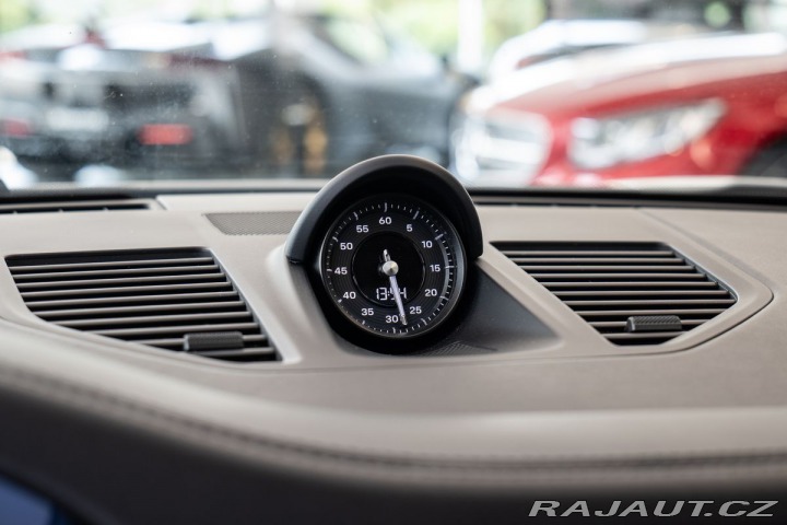Porsche 911 (992) Carrera 4 GTS 2022