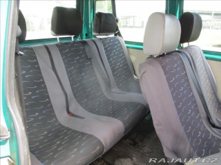 Volkswagen Transporter 2,5 TDi 8 Míst Tažné 2001